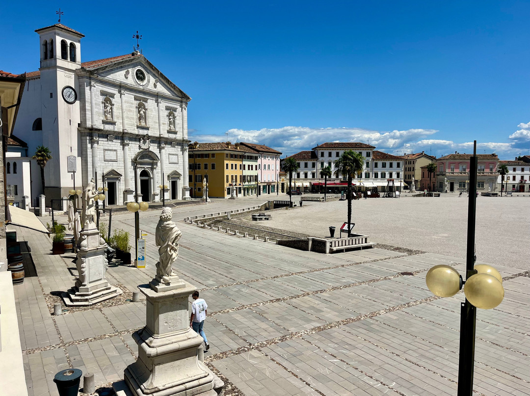 埃道奇酒店主图