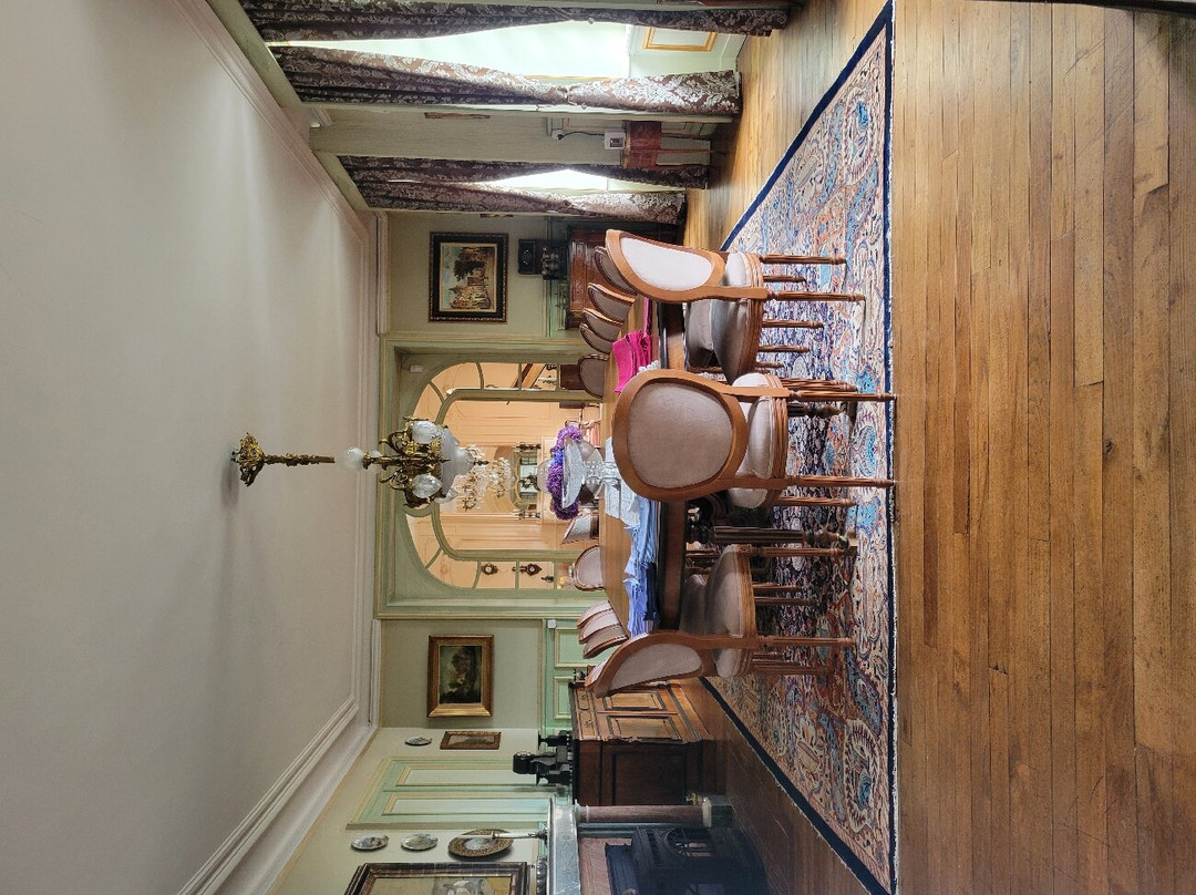 拉梅蒂埃城堡酒店主图