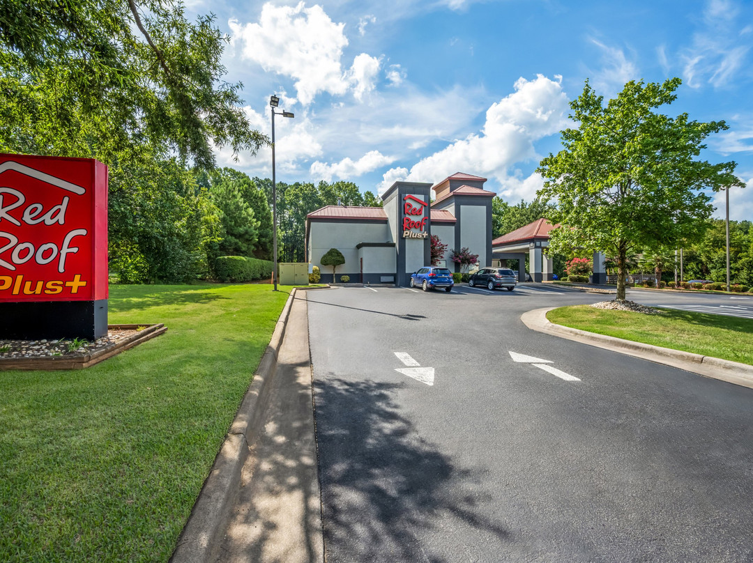 Warrenton酒店住宿-Red Roof Plus+ Henderson