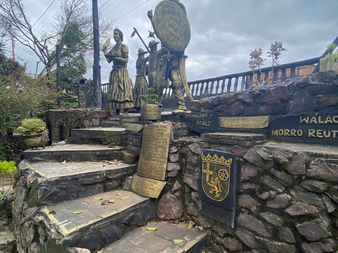 Jardim Temático Genealógico Rückert-Thal-Tres Passos必去景点
