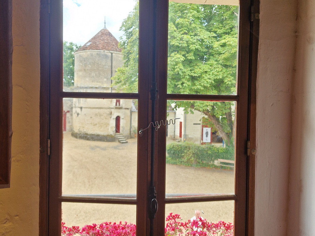 chateau Montpoupon-Cere La Ronde必去景点