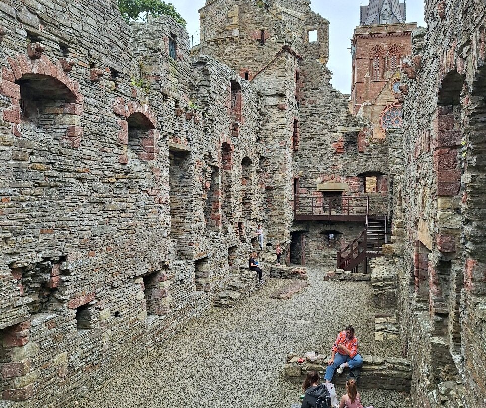 Bishop's Palace and Earl's Palace-柯克沃尔必去景点