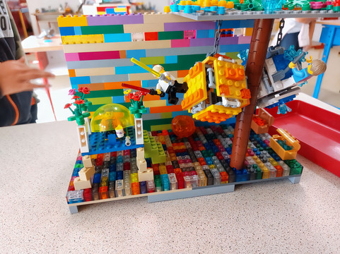 Ludi Briques-普罗旺斯地区萨隆必去景点