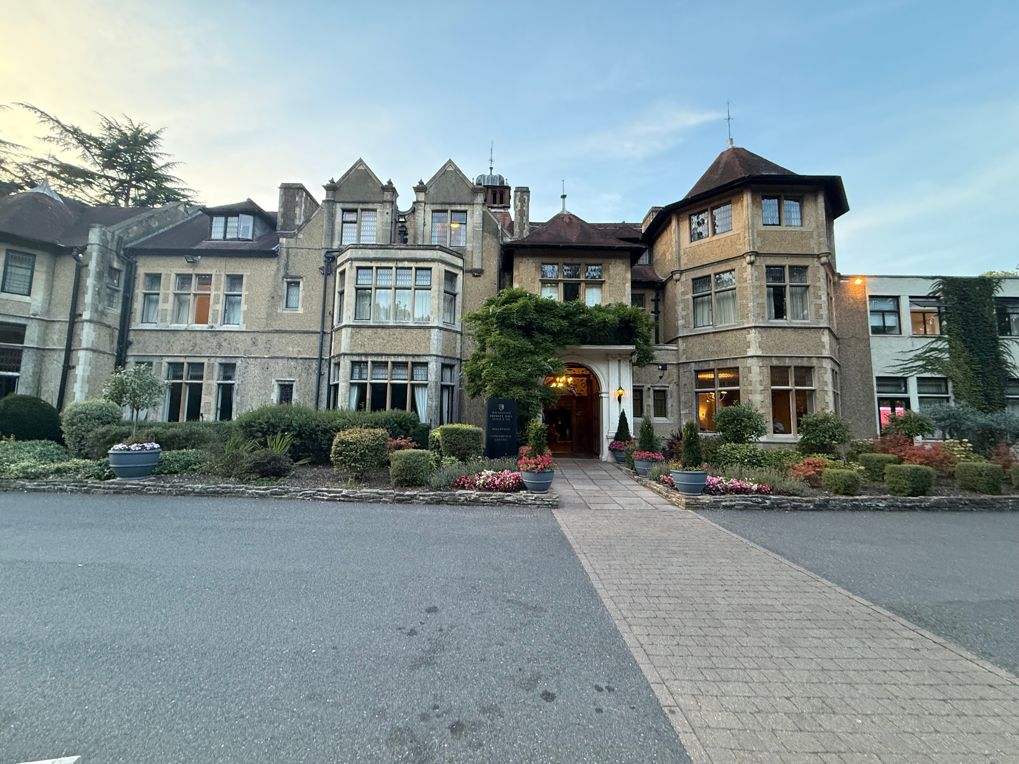 麦克唐纳弗赖姆利厅堂水疗酒店-官方