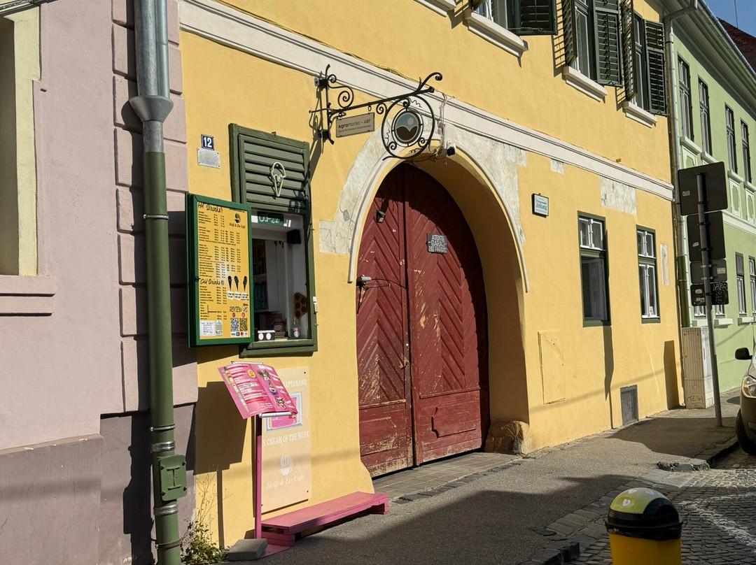 Santiago Tour Romania-布加勒斯特必去景点