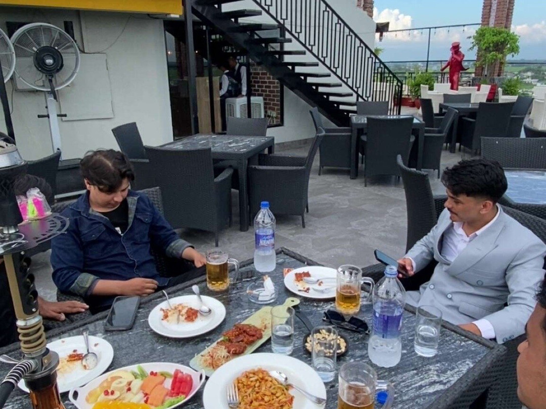 悉达多酒店主图