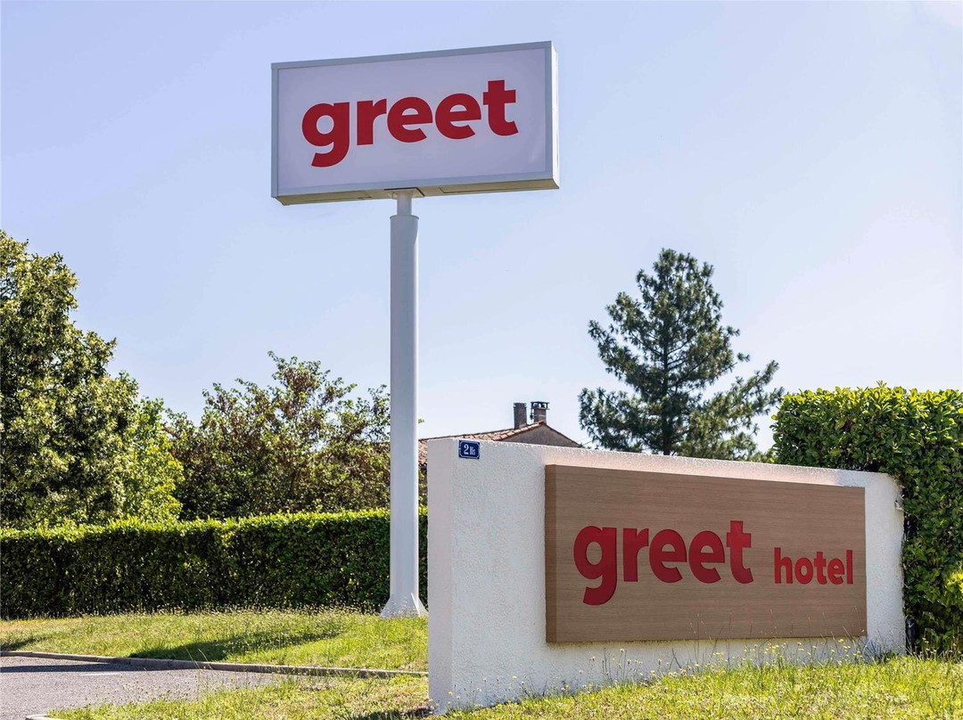 Greet Hôtel Castres Saïx主图