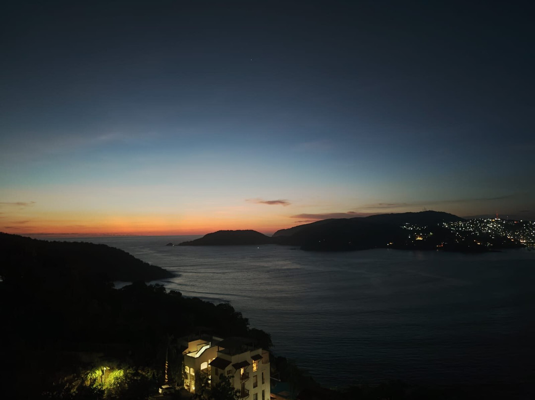 Pacifica Grand主图