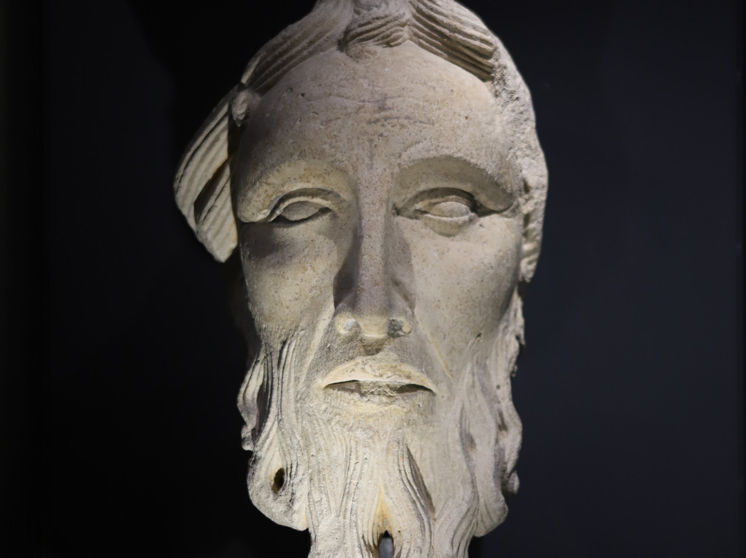 Musee d'Art et d'Archeologie-桑利斯必去景点