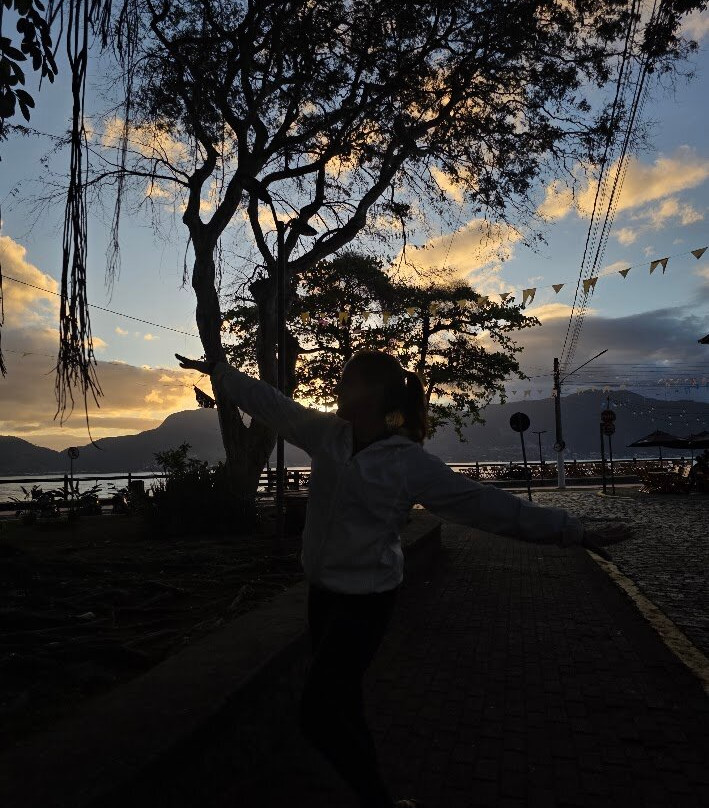 Saco da Capela Beach-伊利亚贝拉必去景点