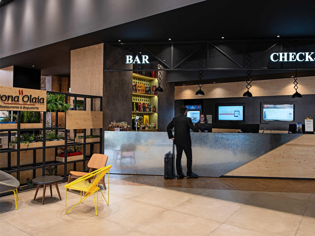 宜必思里贝朗普雷图购物中心酒店