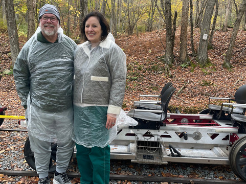 Soarin Eagle Rail Tours-霍利必去景点