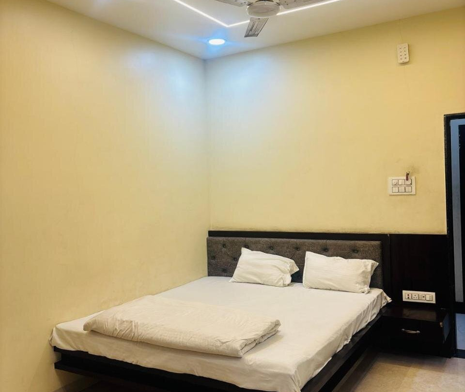 Hotel new highway treat