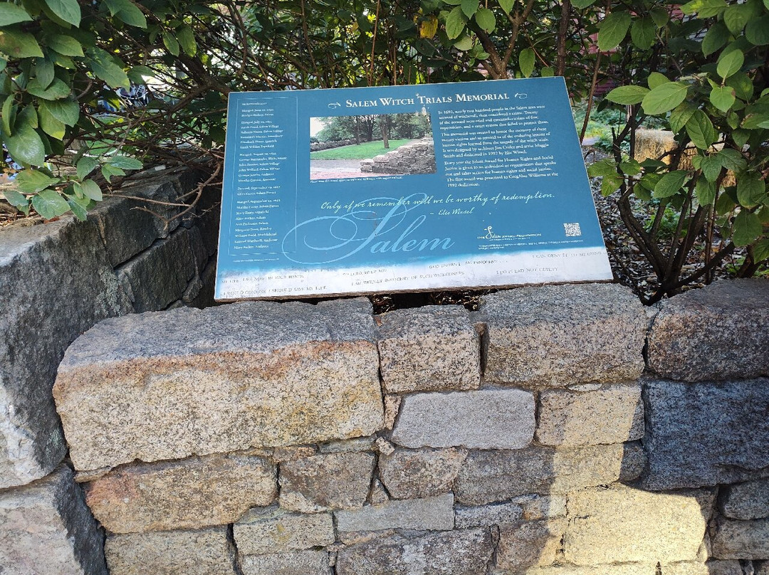 Salem Witch Trials Memorial-塞勒姆必去景点