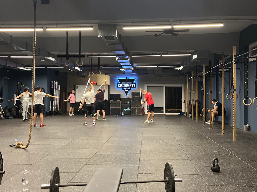 CrossBox Kuşadası-Kadinlar Denizi必去景点