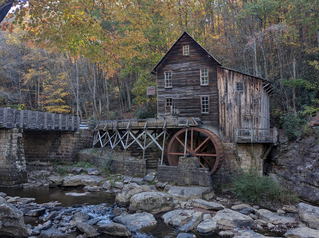 Glade Creek Gristmill-Clifftop必去景点