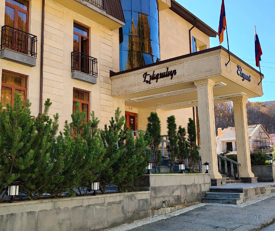 Elegant Hotel & Resort主图