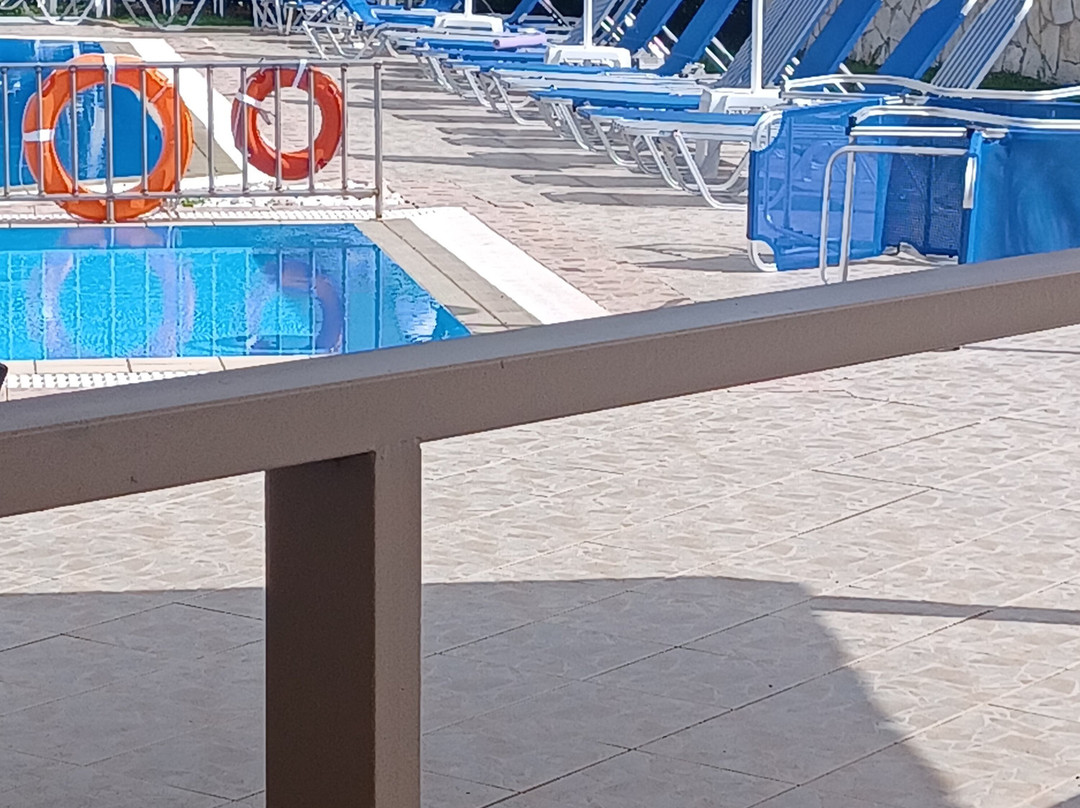 Eryphilli Studios主图