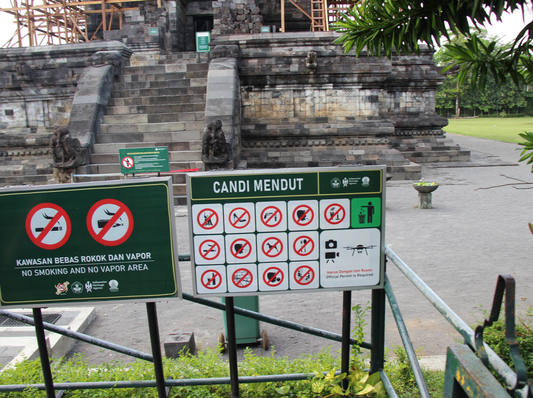 Candi Mendut (Temple)-Mendut必去景点