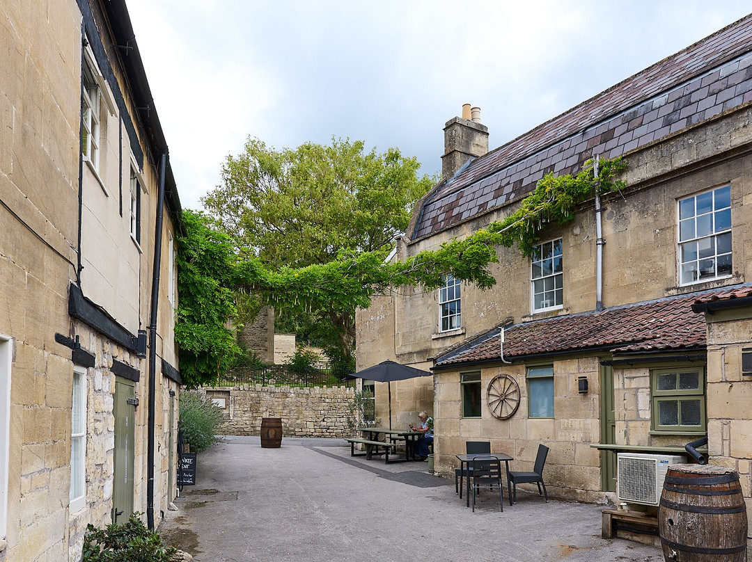 Wheelwrights Arms Pub