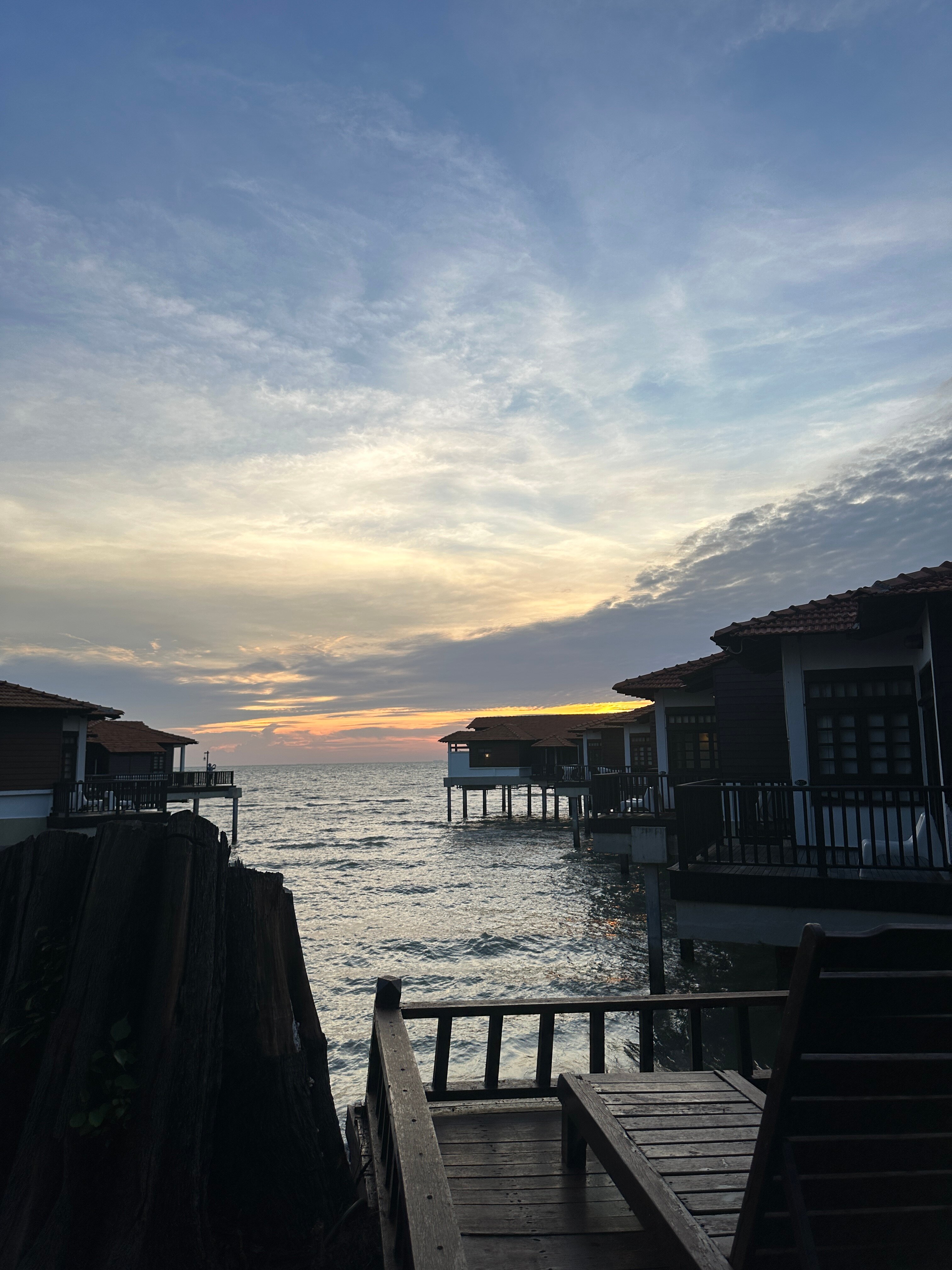 迪克森海中天港口-官方