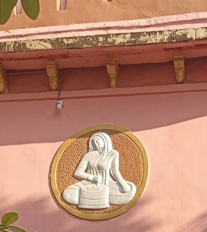 Pisanhari Ki Madiya-贾巴尔普尔必去景点