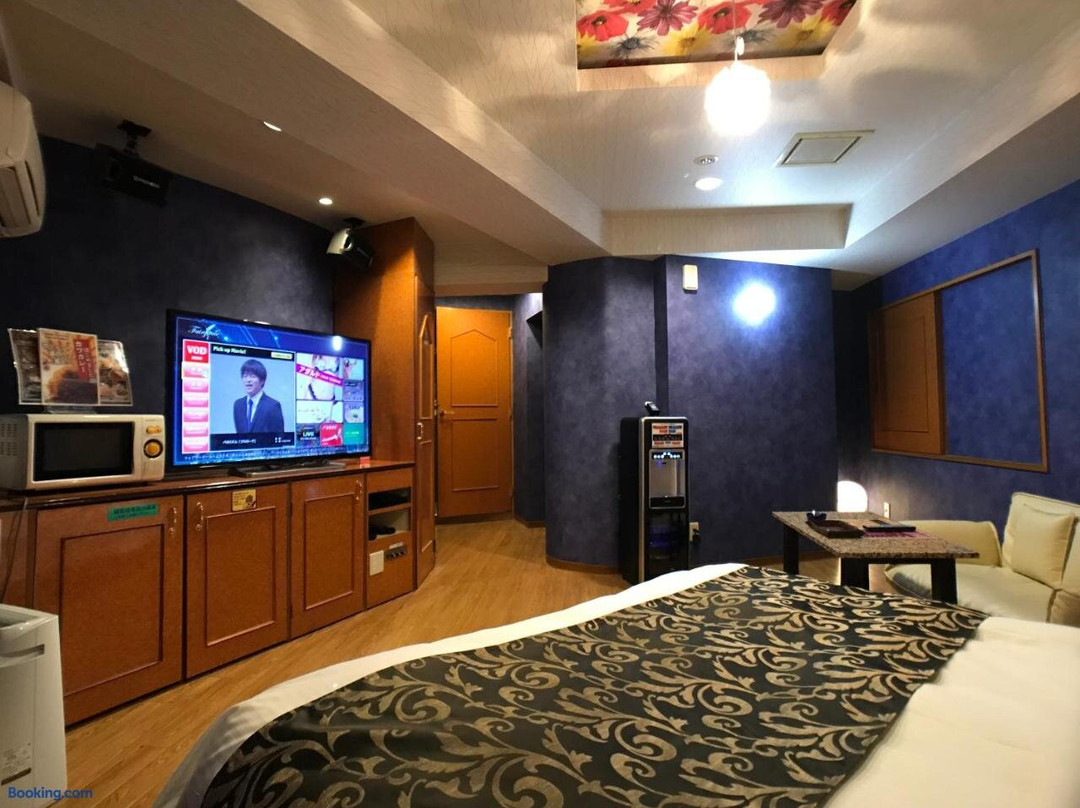 Hotel Fairy Tale (Adult Only)