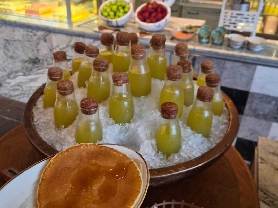 New World Hoiana Hotel主图