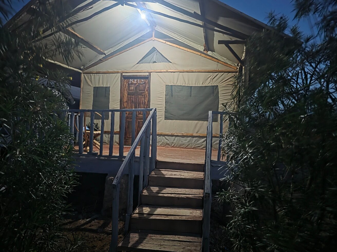 Nyati Safari Camp