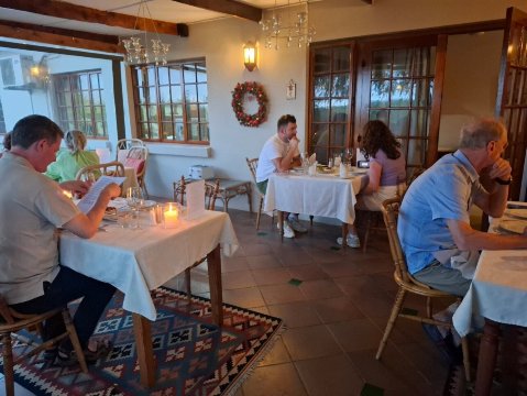 Lupus Den Country House-官方