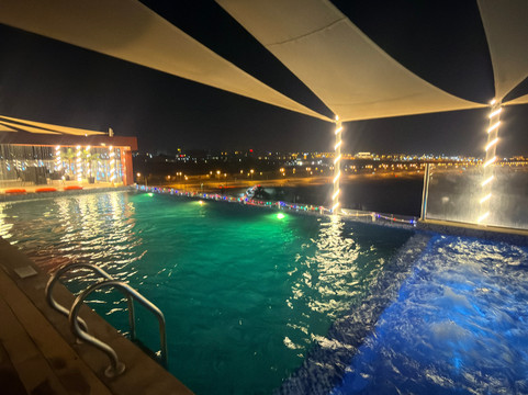 Carnelian By Glory Bower Hotel主图