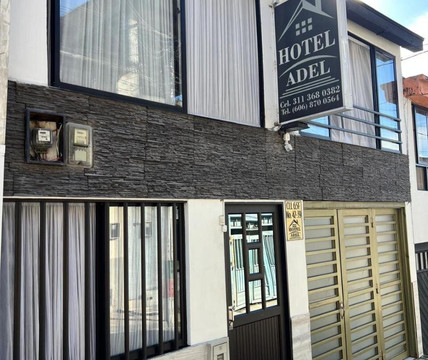 Hotel Adel
