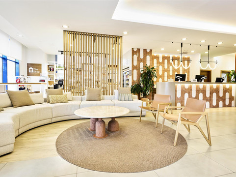 塞维利亚希尔顿花园酒店主图