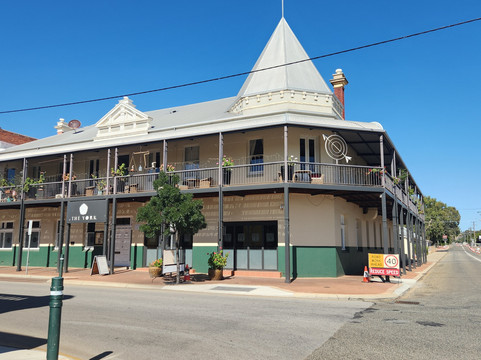 约克遗产露台式酒店主图