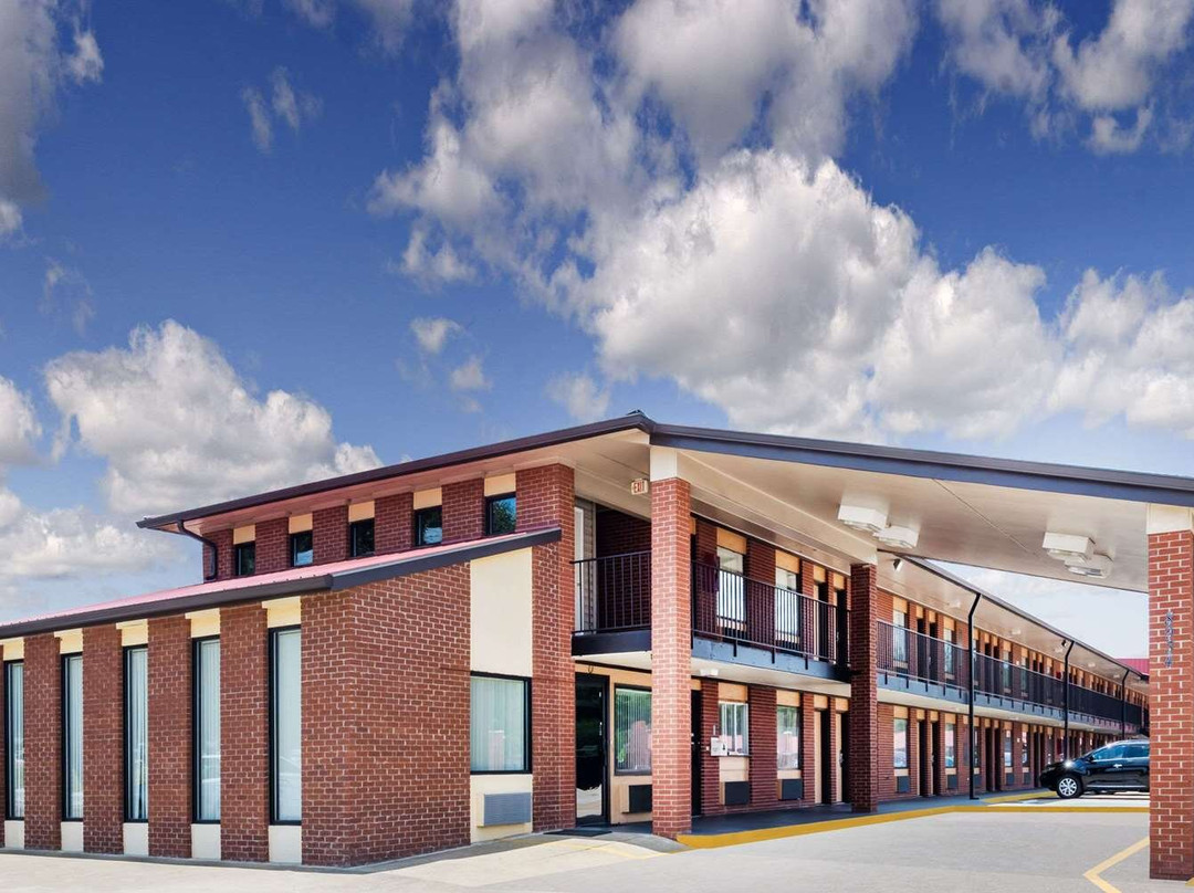 查塔努加乌尔特瓦速8酒店