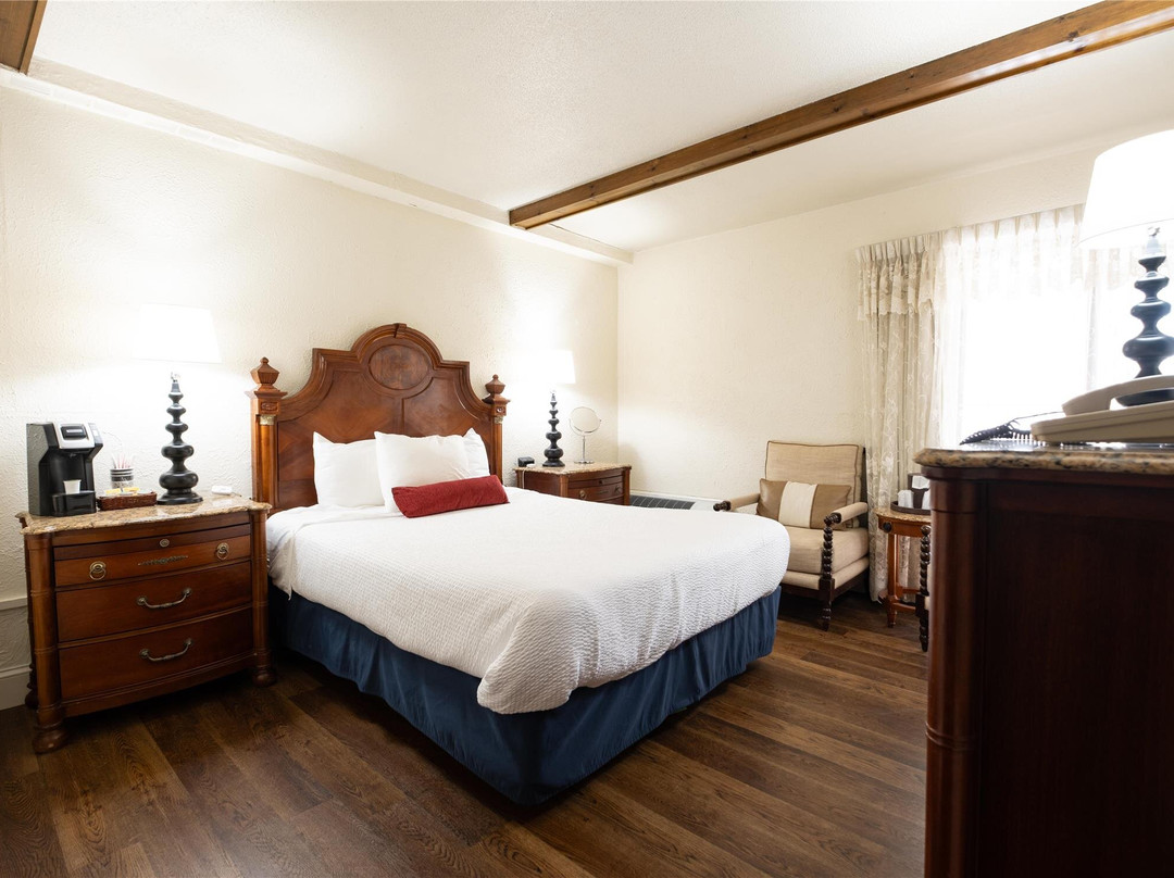 费尔赛德套房旅馆