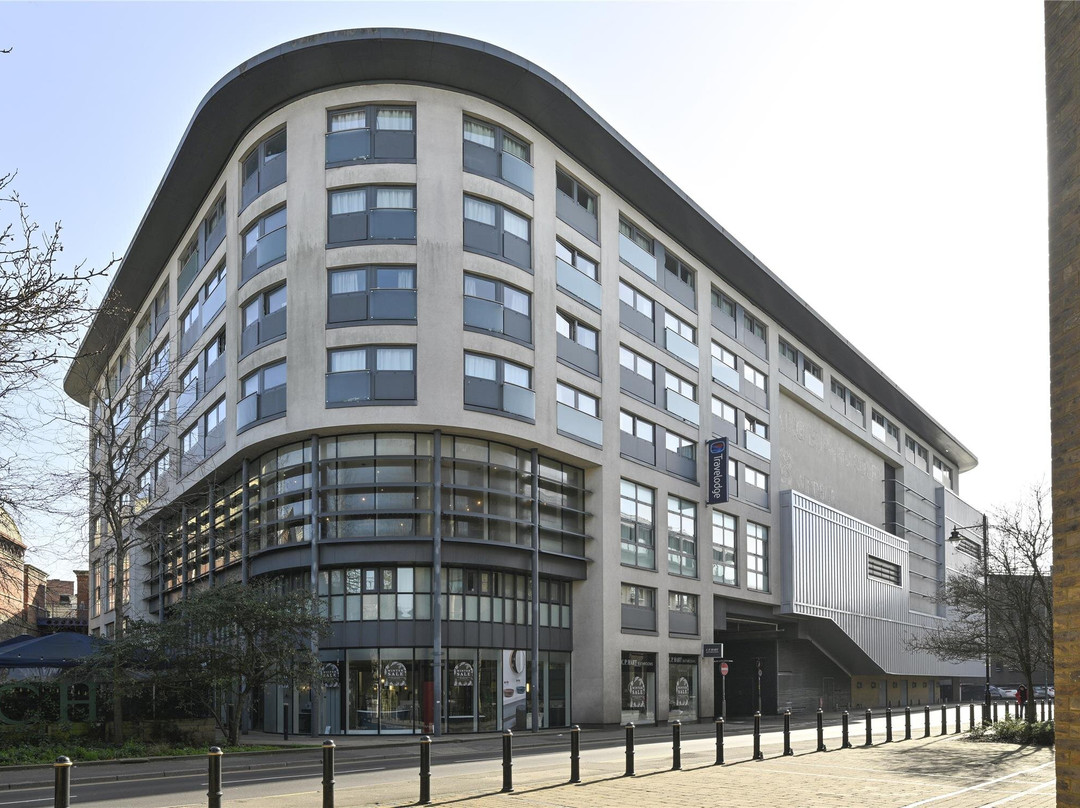 旅屋酒店-温莎市中心