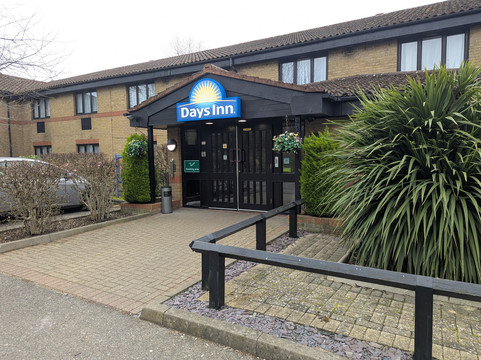 伦敦斯坦斯特德机场温德姆戴斯酒店主图