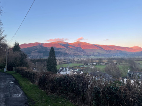 芬恩豪威旅馆主图