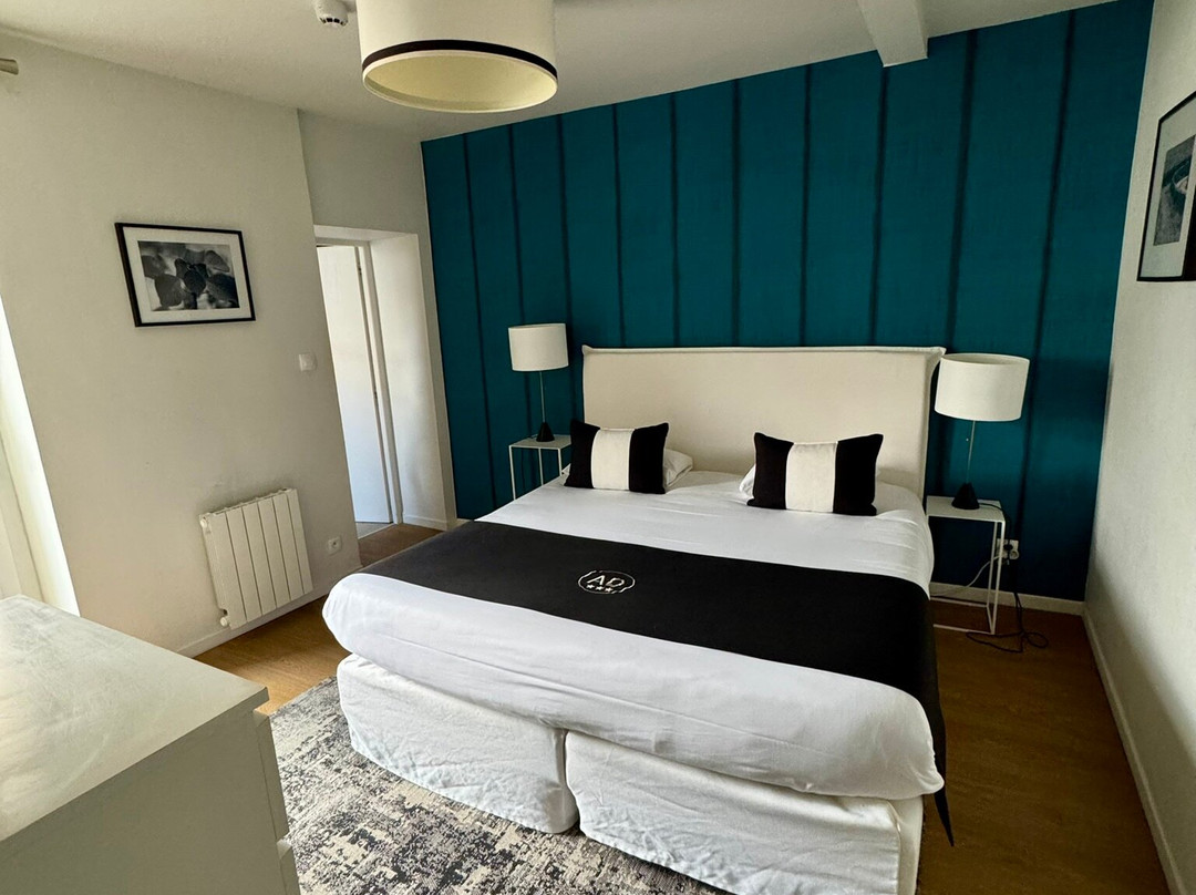 德杜克斯酒店主图