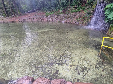Balneário Mizael Marques Sobrinho-Aguas de Santa Barbara必去景点
