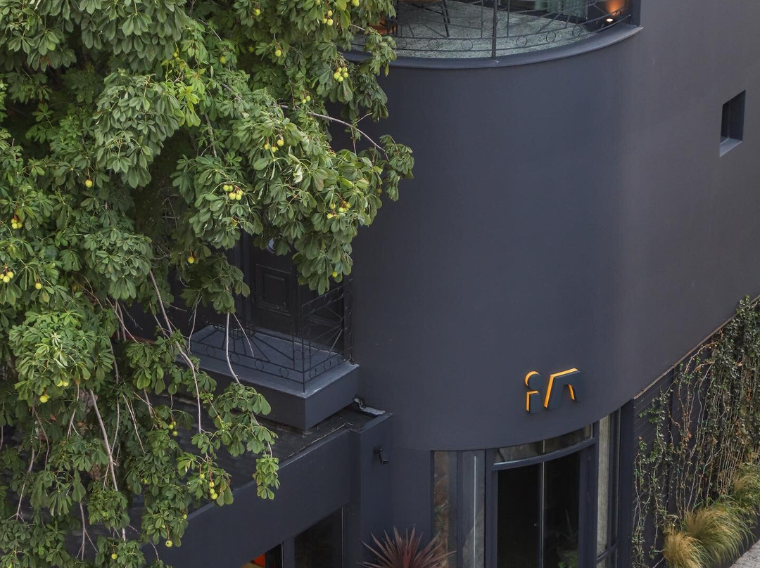 在画廊水疗酒店主图