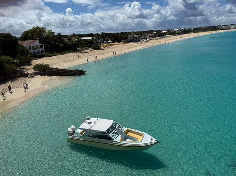 Captain Alan's Boat Charters-Oyster Pond必去景点