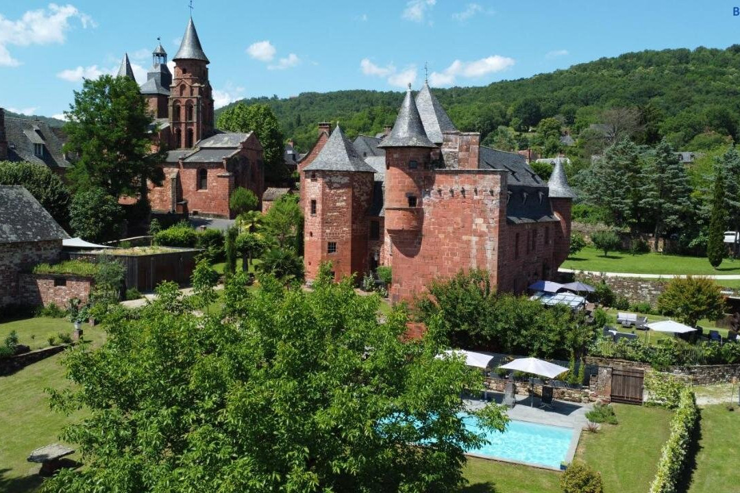 Château de Vassinhac Chambres d'hôtes Collonges la Rouge