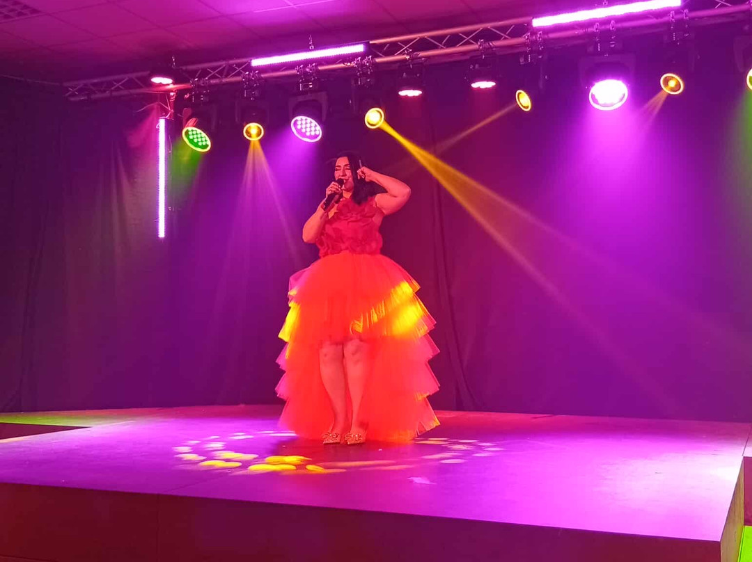 TY CABARET-Crozon必去景点