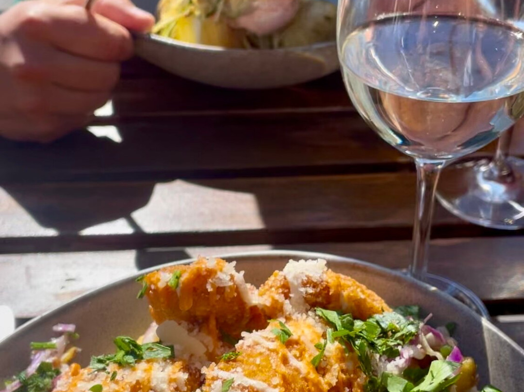 伊斯波拉盖特酒店主图