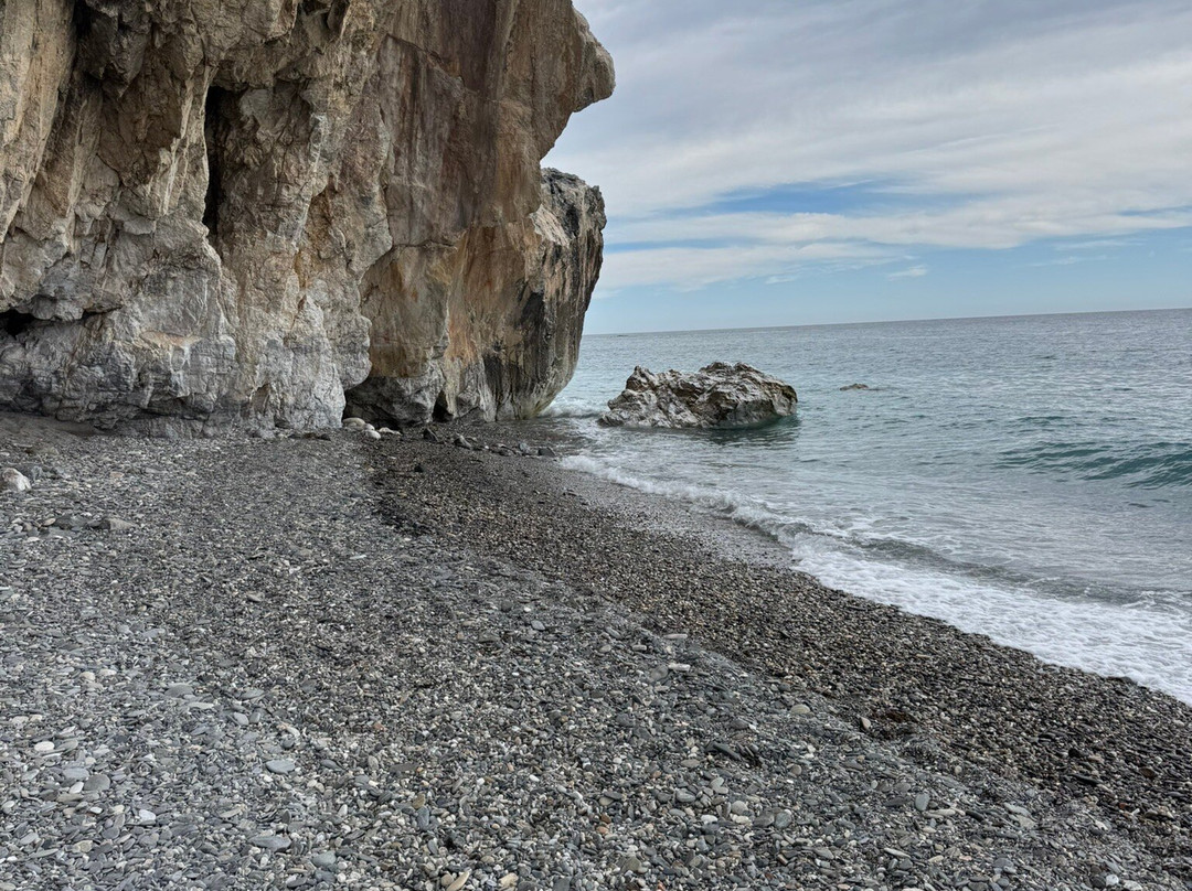 Playa de Cantarrijan-阿尔穆涅卡尔必去景点