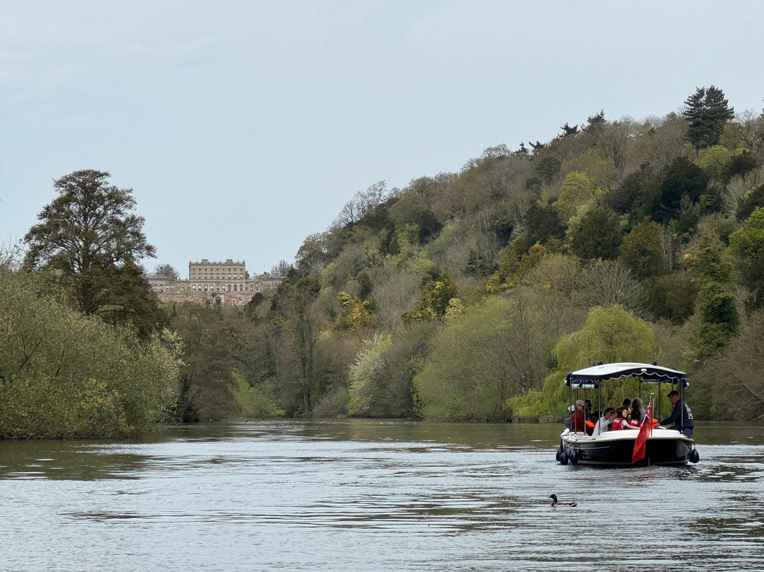 Boating at Cliveden-塔普洛必去景点