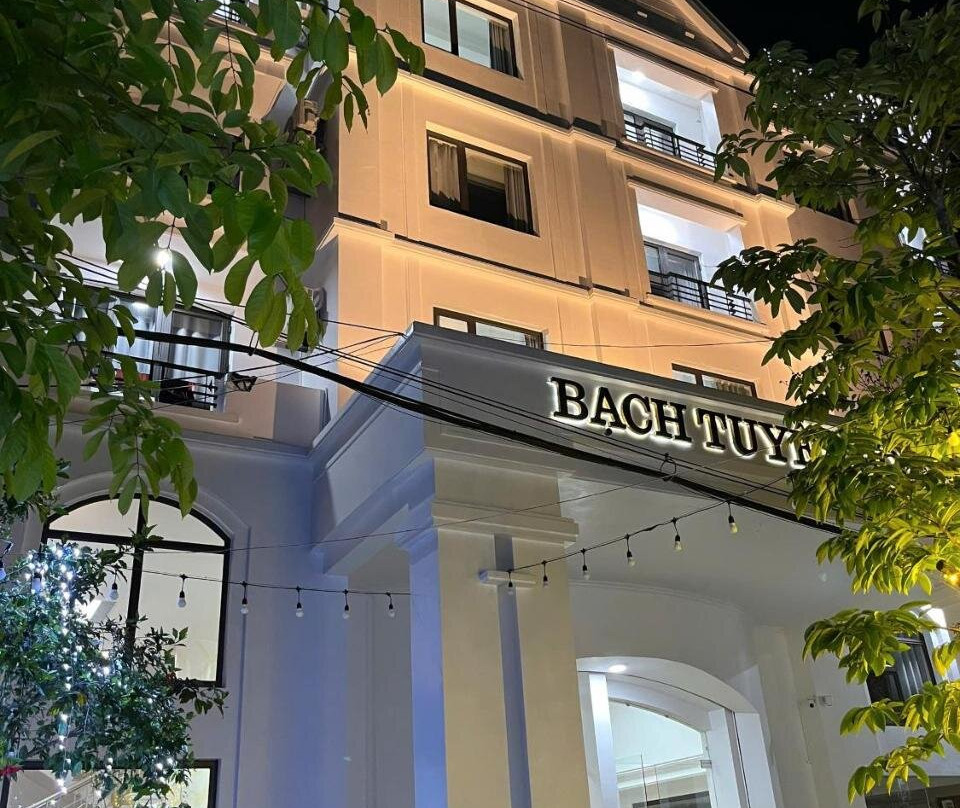 Bach Tuyet