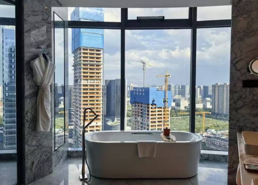 杭州英冠索菲特酒店主图